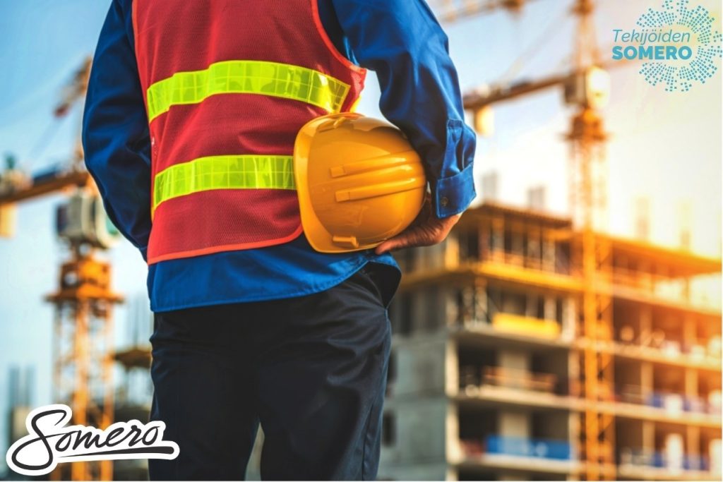 Mies rakennustyömaalla